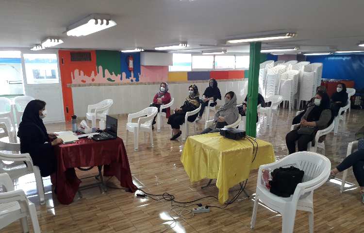 جلسه اولیا سوم دبستان 4