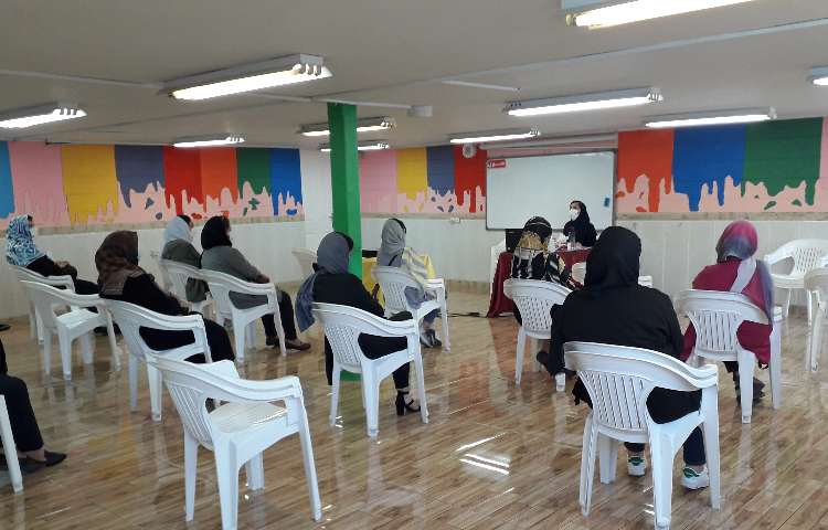 جلسه اولیا سوم دبستان 5