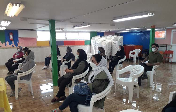 جلسه اولیا سوم دبستان