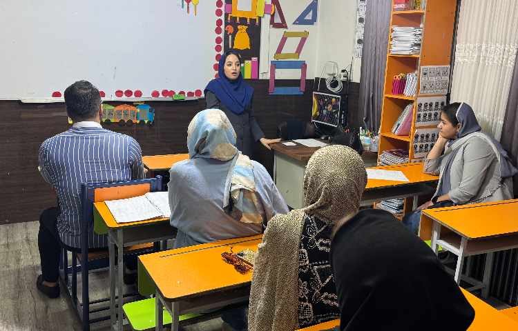 جلسه اولیا مربیان 8