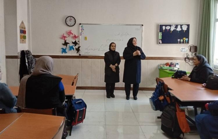 جلسه اولیا و مربیان ( معارفه ) 5