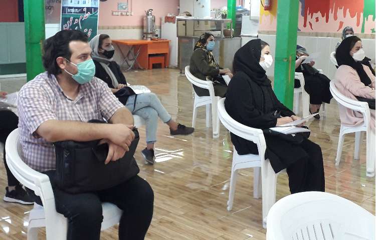 جلسه اولیا پنجم دبستان 3