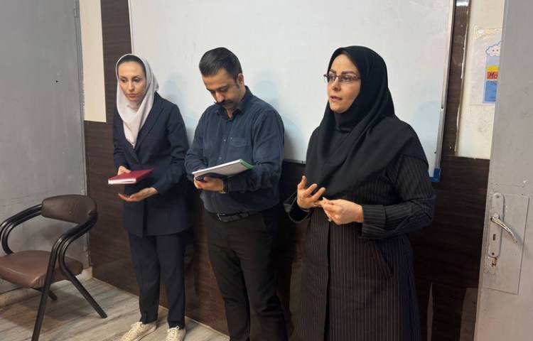 جلسه تحویل کارنامه 7