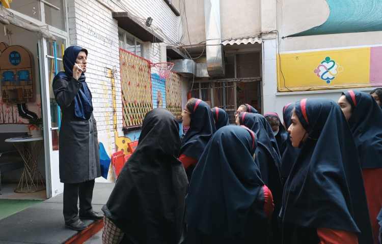 جلسه توجیهی آزمون پایان ترم پایه ششم 1