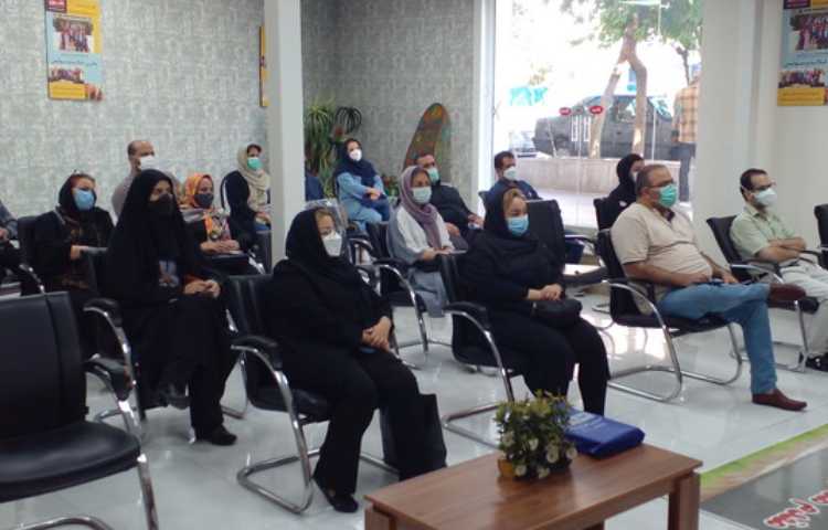 جلسه توجیهی برنام های آموزشی ،‌فرهنگی و انضباطی اولیا در طی سال تحصیلی جدید 4