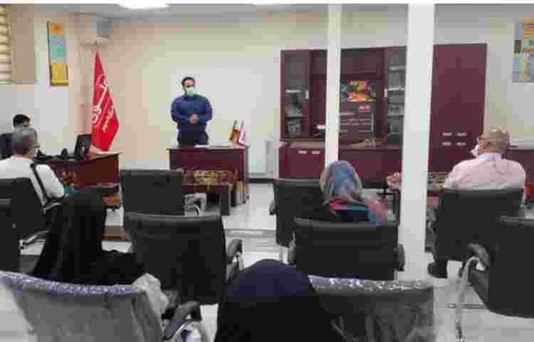 جلسه توجیهی برنام های آموزشی ،‌فرهنگی و انضباطی اولیا در طی سال تحصیلی جدید 12