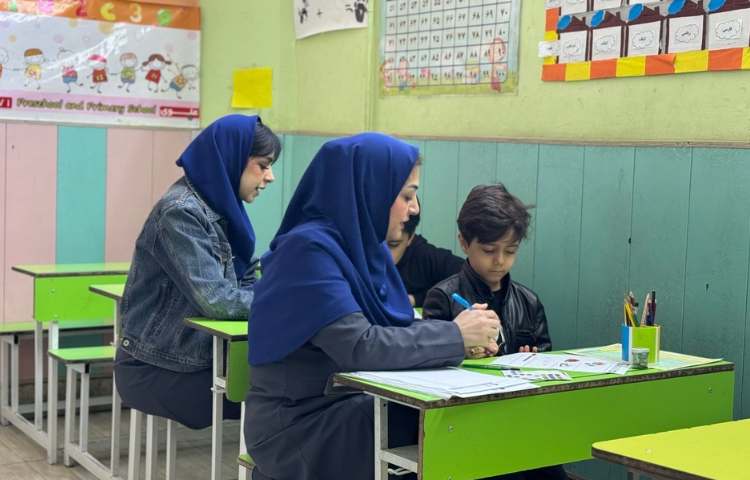 جلسه ثبت نام پایه اول 3