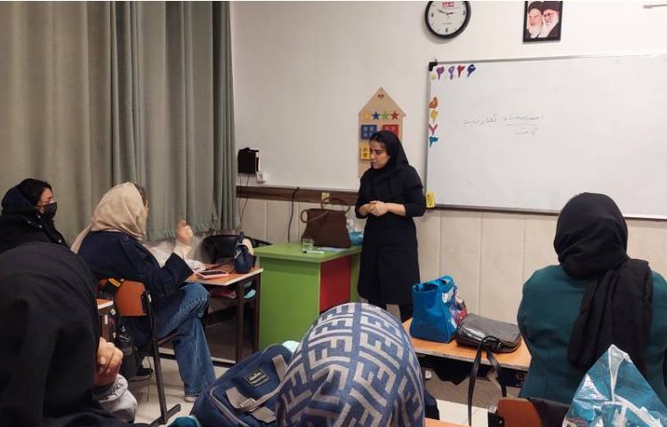 جلسه دانش افزایی اولیا و مربیان 1