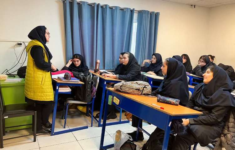 جلسه دانش افزایی دانش آموزان سال تحصیلی 1403-1402