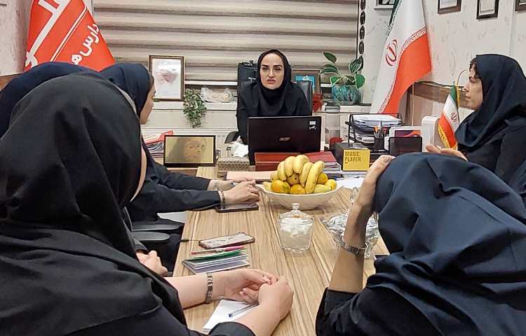 جلسه راهبری مدیریت محترم با تیم زیان 2