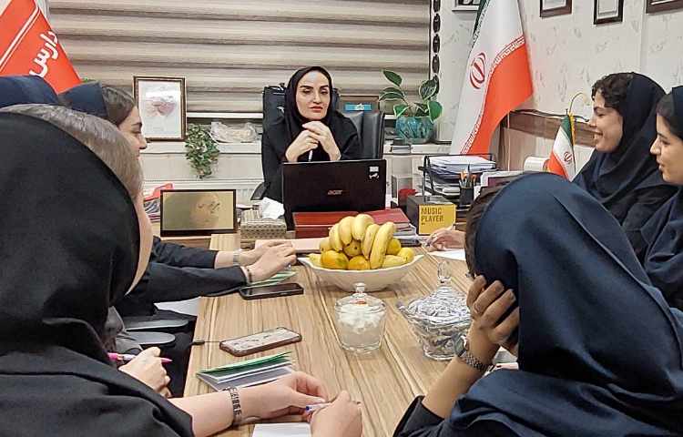 جلسه راهبری مدیریت محترم با تیم زیان 4