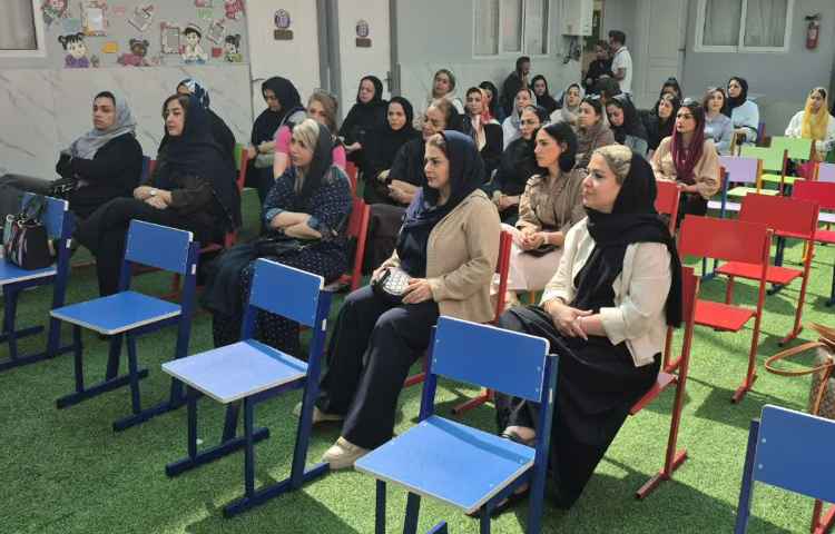 جلسه روش (آشنایی با آموزگار پایه و زبان) 3