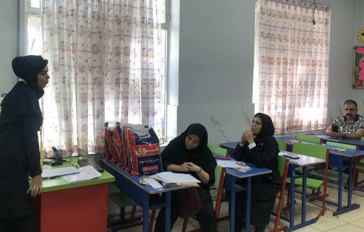 جلسه روش کار معلمان 2