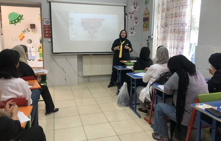 جلسه روش کار معلمان 4