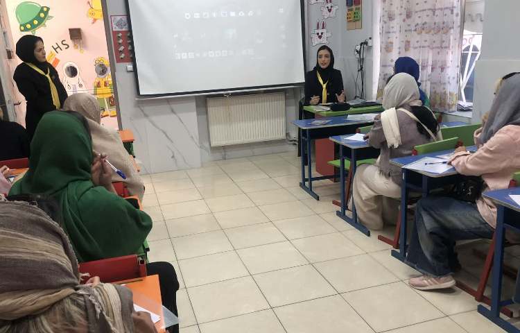 جلسه روش کار معلمان 5