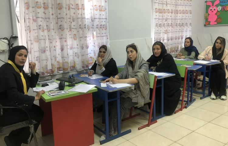 جلسه روش کار معلمان 5