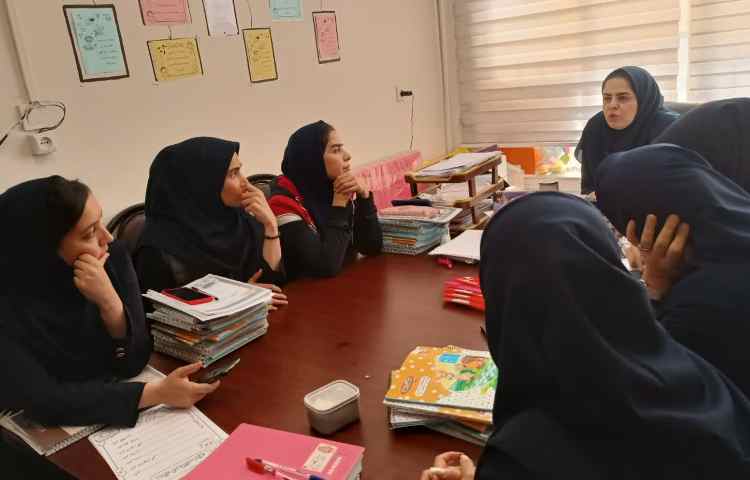 جلسه شورای آموزگاران 2