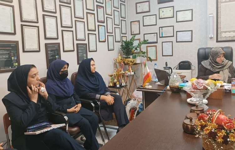 جلسه شورای آموزگاران 3