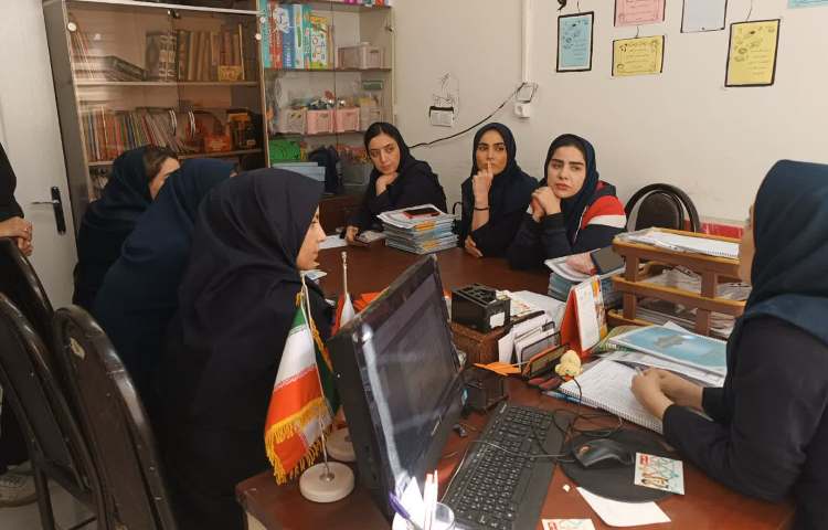 جلسه شورای آموزگاران 3