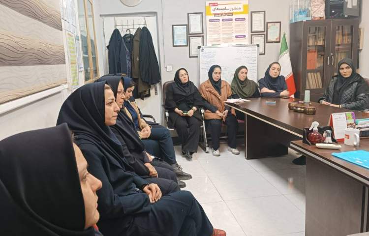 جلسه شورای آموزگاران 3