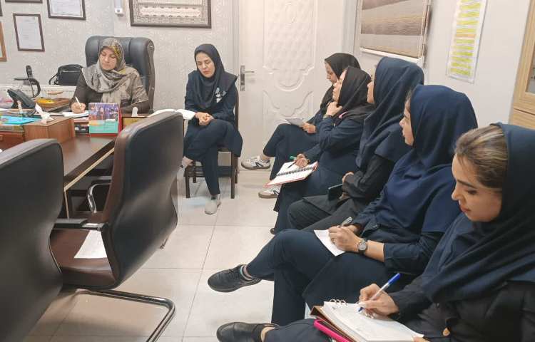 جلسه شورای آموزگاران 5