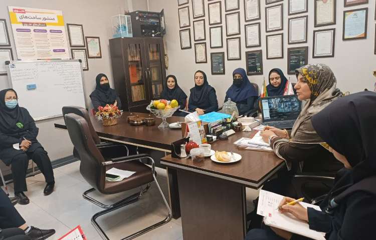 جلسه شورای آموزگاران