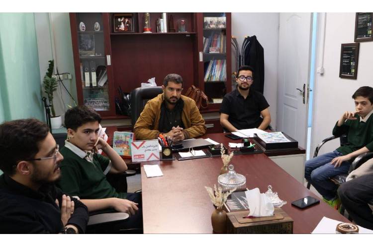 جلسه شورای دانش آموزی با حضور مدیر محترم مجتمع و معاونین مدرسه 1