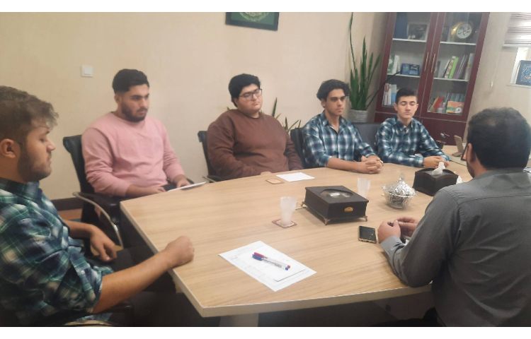 جلسه شورای دانش آموزی