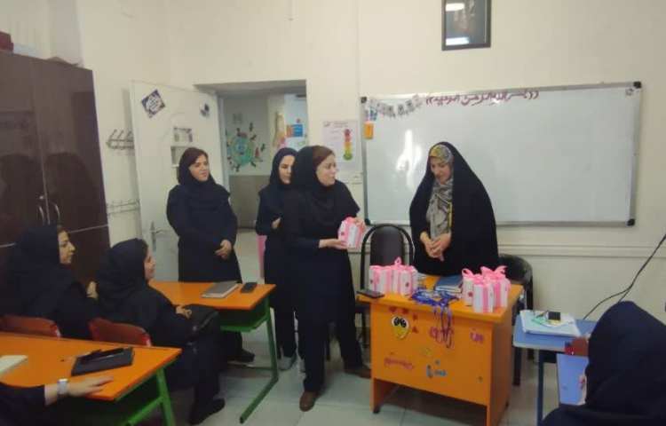 جلسه شورای دبستان 11