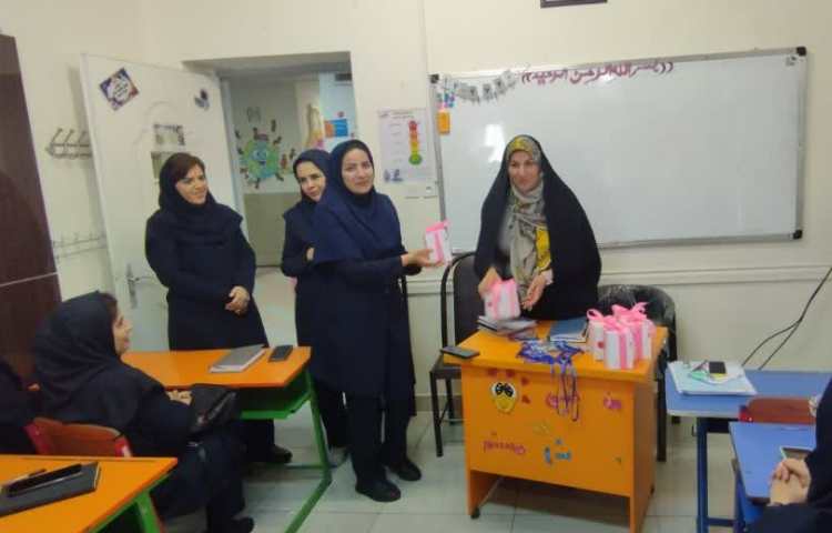 جلسه شورای دبستان 14