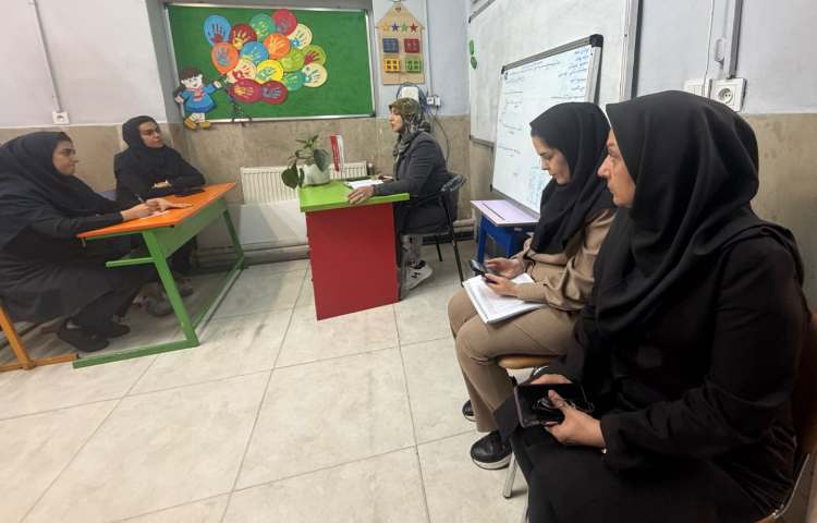 جلسه شورای دبستان 4