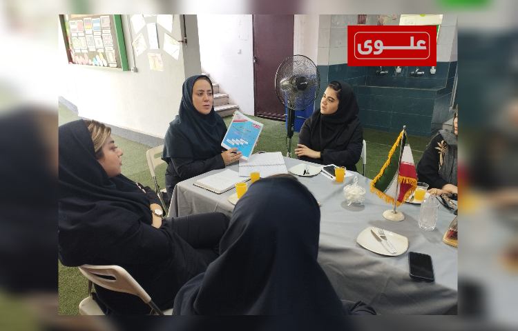 جلسه شورای دبیران در تابستان 5