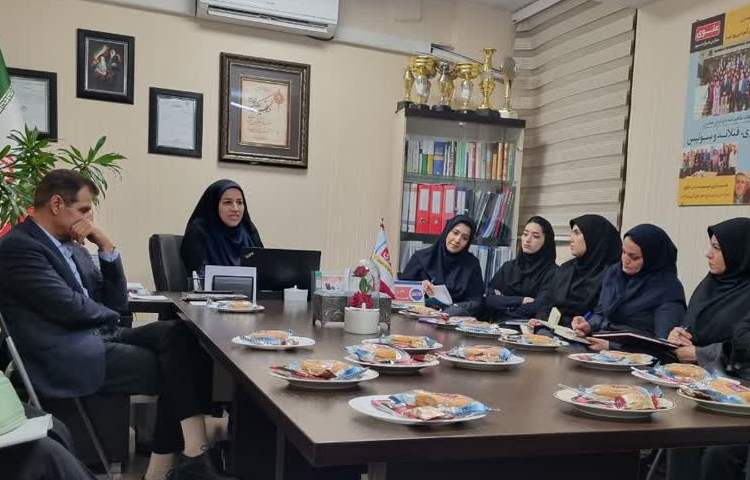 (جلسه شورای دبیران) 3