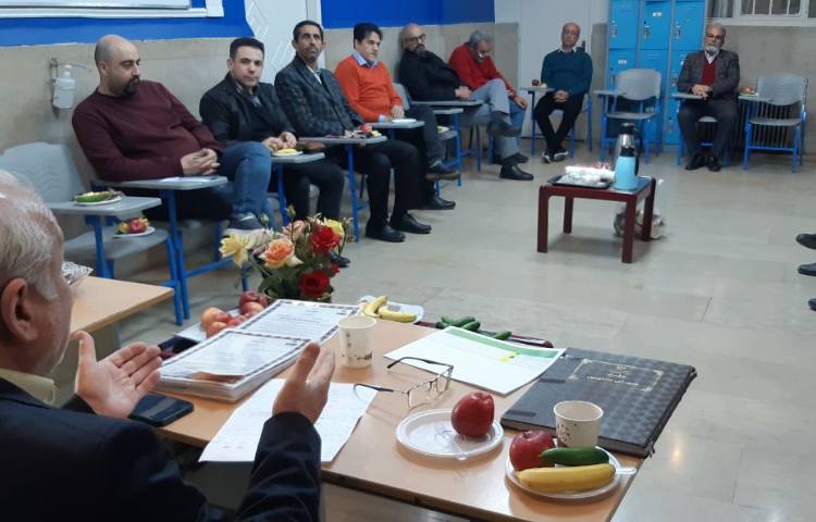 جلسه شورای دبیران 3