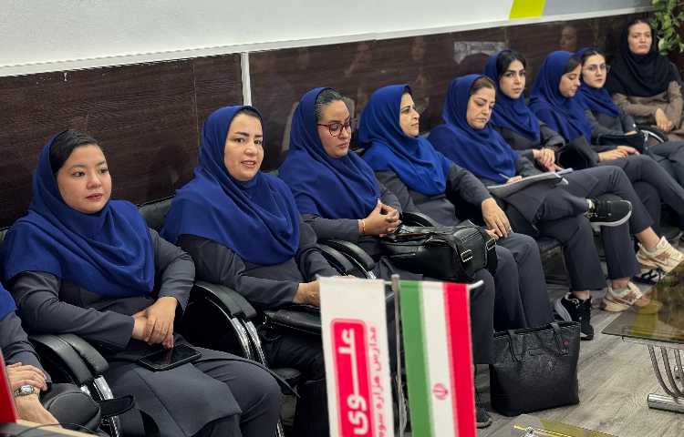 جلسه شورای معلمین دو شعبه 2