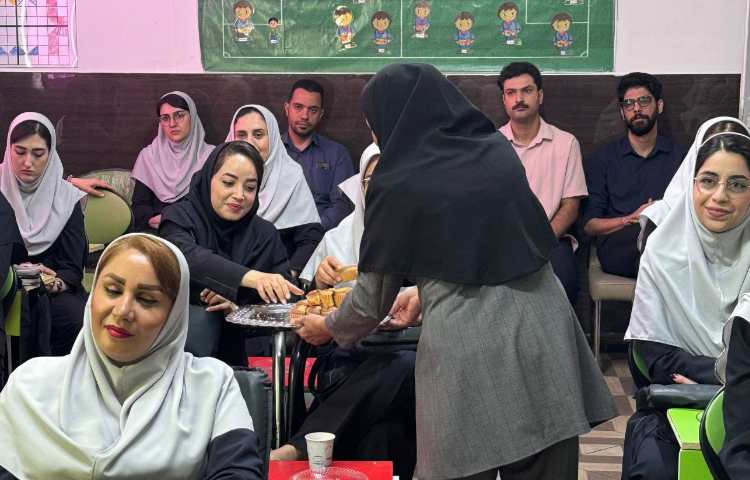 جلسه شورای معلمین 10