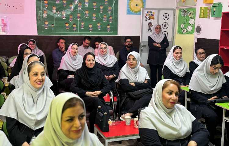 جلسه شورای معلمین 3