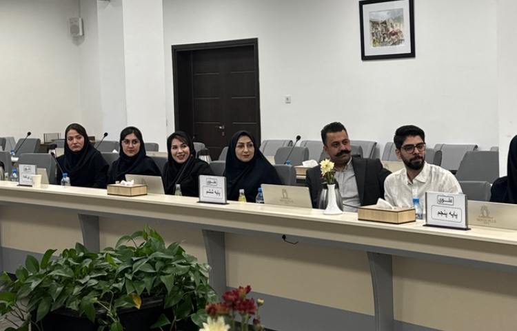 جلسه شورای معلمین 9
