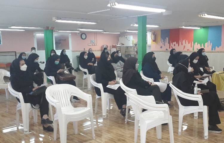 جلسه شورای هماهنگی دبستان 2