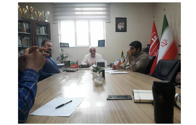 جلسه شورای کیفیت بخشی دبیرستان 2