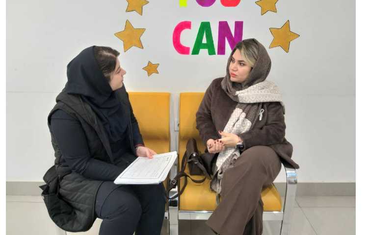 جلسه فردی اولیا با معلمین 2