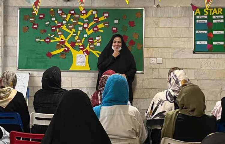 جلسه معارفه دبیران و دانش افزایی پایه نهم 8