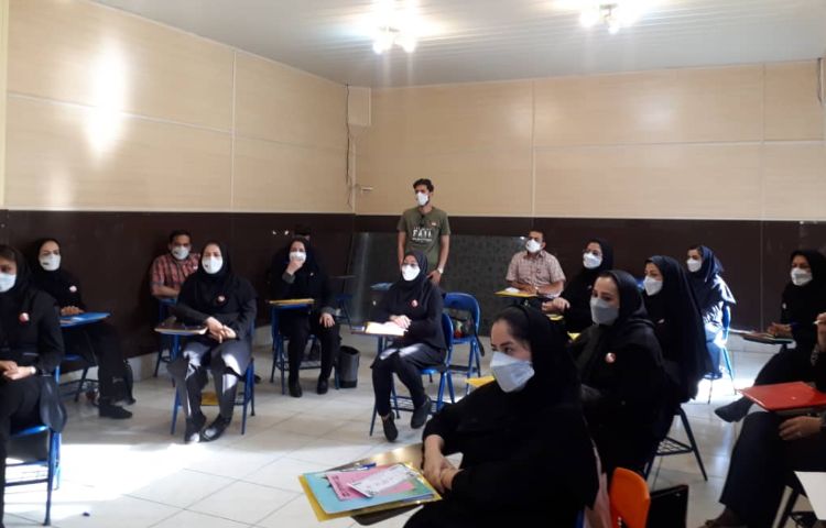 جلسه معارفه همکاران در سال تحصیلی 1401-1400 3