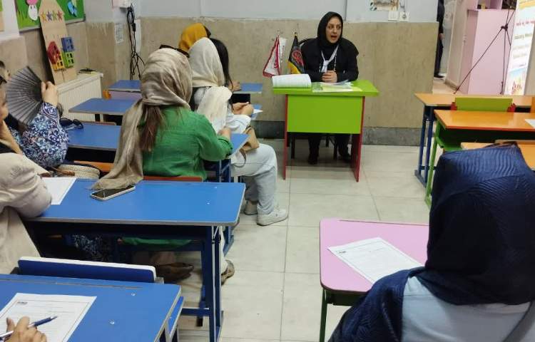 جلسه معارفه و توجیه پایگاه تابستانی 4