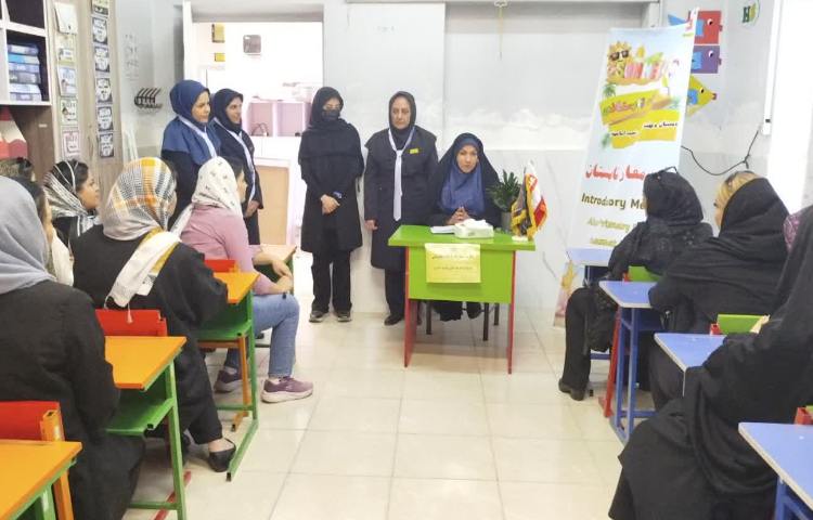 جلسه معارفه و توجیه پایگاه تابستانی 8