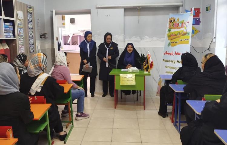 جلسه معارفه و توجیه پایگاه تابستانی 9