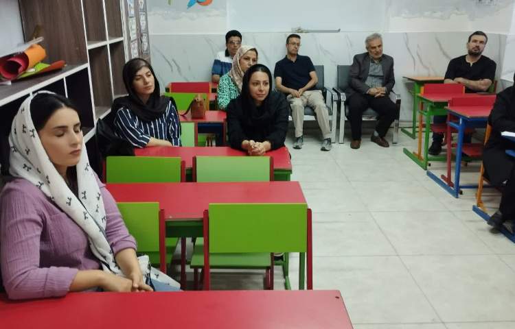 جلسه معارفه و توجیه پایگاه تابستان 12