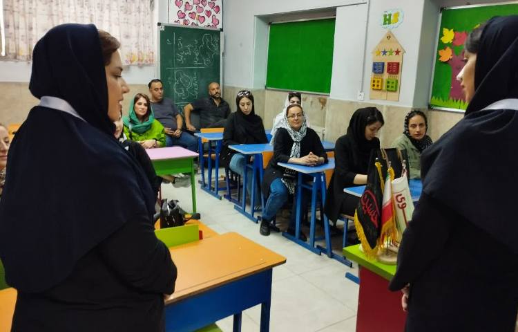 جلسه معارفه و توجیه پایگاه تابستان 3