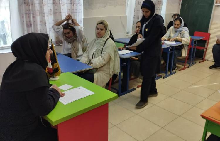 جلسه معارفه و توجیه پایگاه تابستان 7