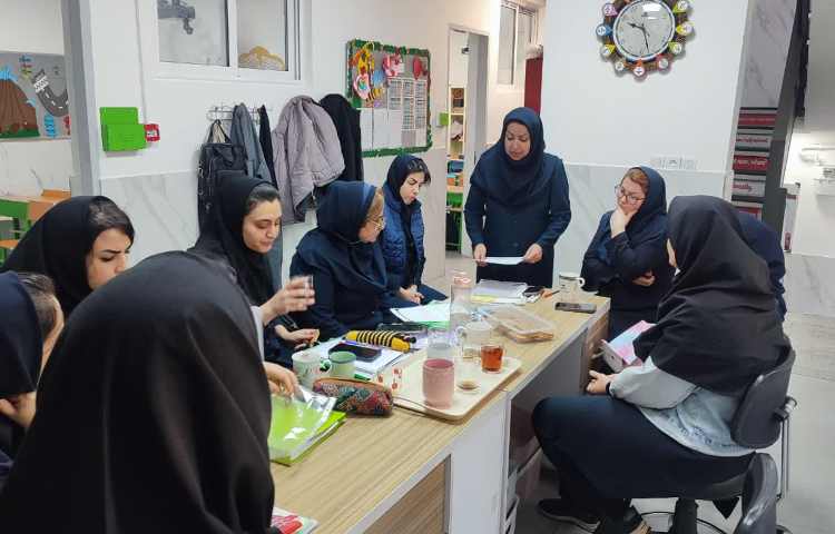 جلسه معاون آموزشی با دبیران